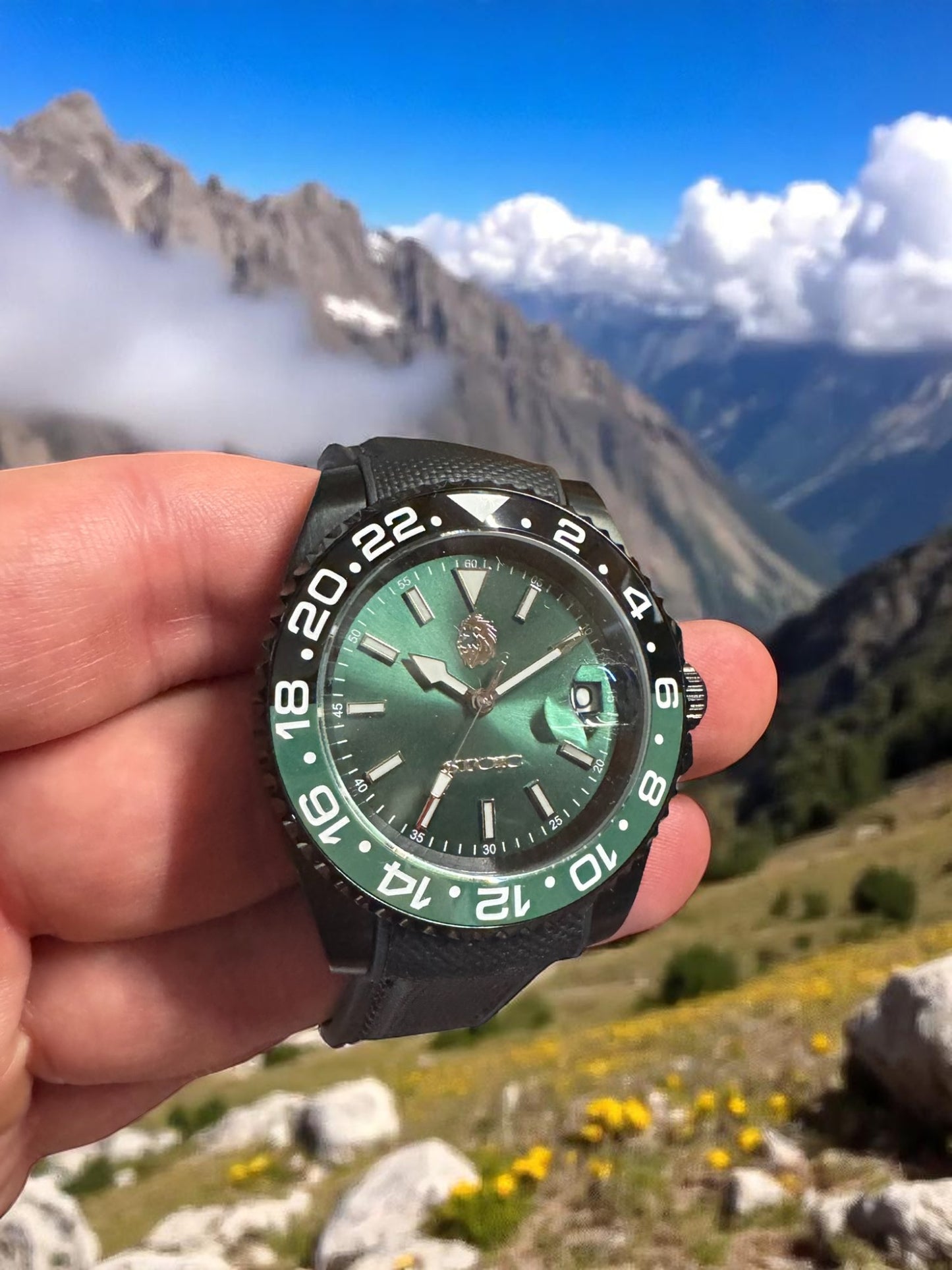 STOIC | The Summit GMT