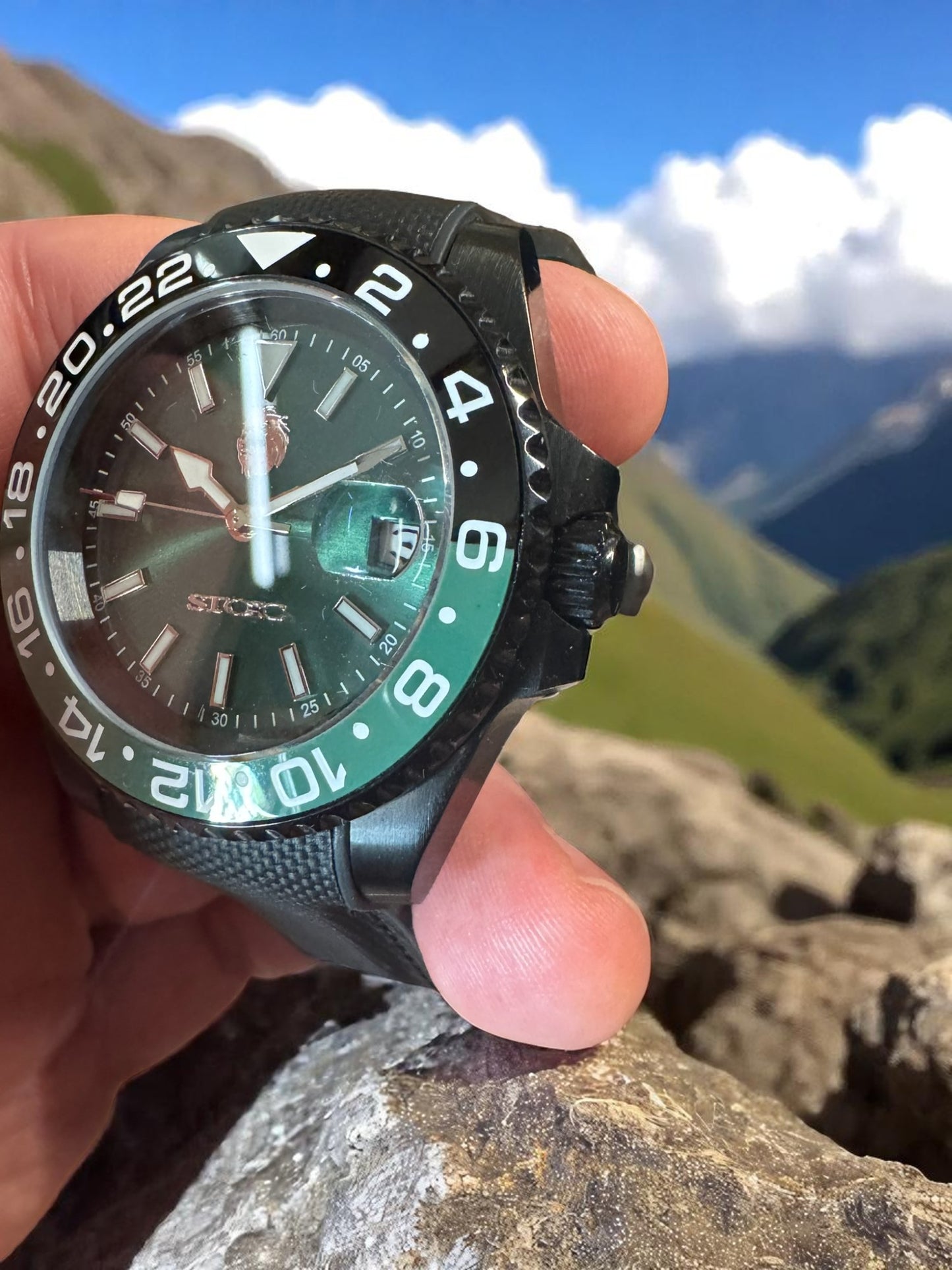 STOIC | The Summit GMT