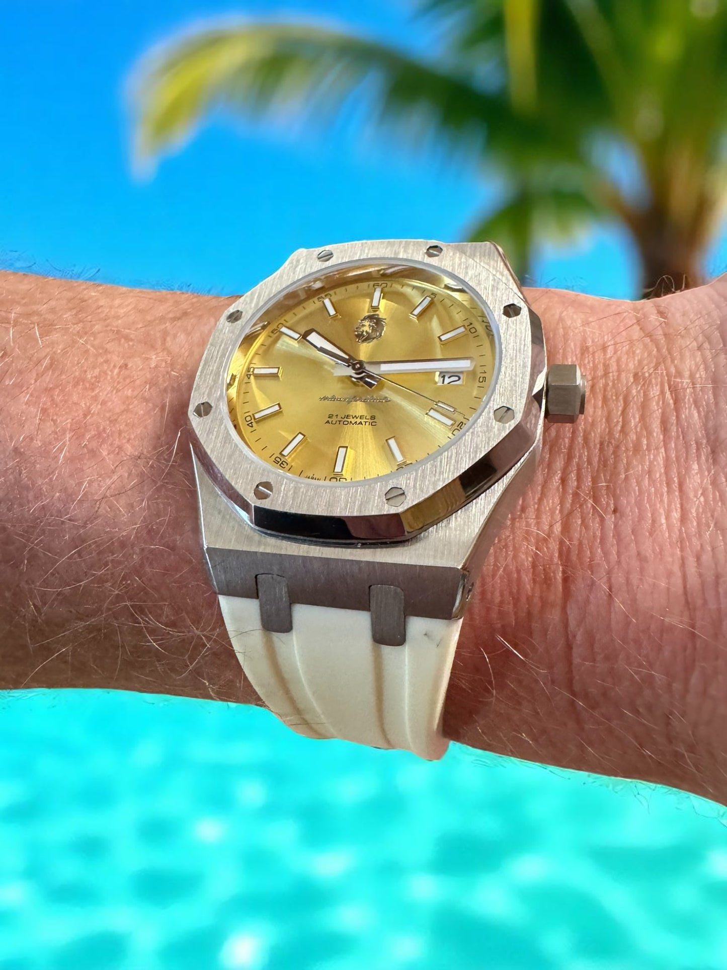 STOIC | The Thalassa Gold