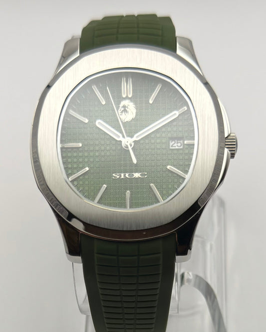 STOIC The Viridian: Front view of the green dial and green strap.