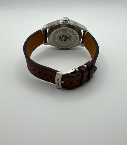 STOIC The Pathfinder: Caseback and leather strap view